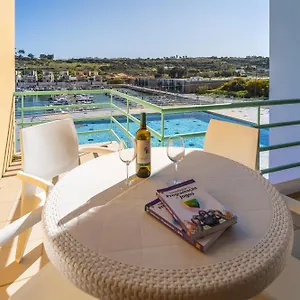 Appartement Marina Breeze With Pool - 900m From The, Albufeira